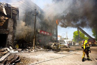 Росіяни вдарили по Одесі: пошкоджено зоомагазин та пошта, загинула тварина