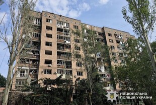 Окупанти вдарили КАБом по житловому кварталу Краматорська: є загиблі та поранені