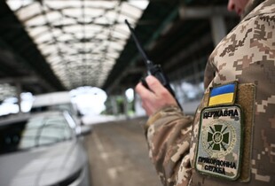 На кордоні з Польщею з'явились черги: де найбільше авто і автобусів