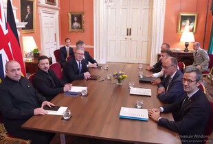 Зеленський зустрівся з лідерами ЕЗ: Стармер, Макрон і Мерц обговорили захист і удари по рф