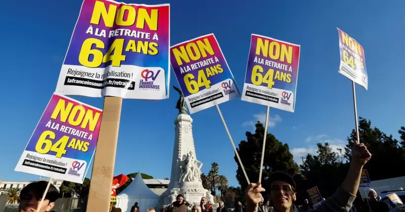 Протест у Парижі: на вулицях сталися сутички з поліцією