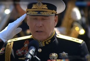 Зрадив присязі під час окупації Криму: ексвіцеадмірала ВМС України засудили до 15 років тюрми