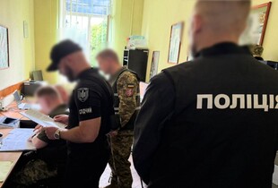 На Тернопільщині викрили керівників трьох ТЦК, які приписували собі сотні фальшивих мобілізованих