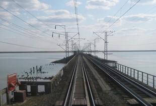 Чонгар і Арабатська Стрілка: окупанти скаржаться на нові удари по мостах