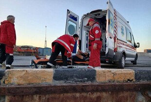 Ворог атакував цивільні судна в Чорному морі: загинув член екіпажу, є поранені