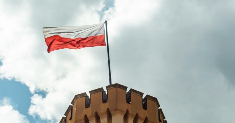 У Зеленського забрали Орден, а у Муссоліні - ні: в Польщі пояснили рішення