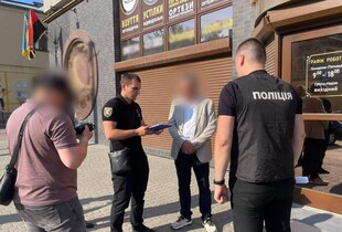 Схема на 600 000 грн: чиновник із Закарпаття наживався на протезуванні поранених бійців