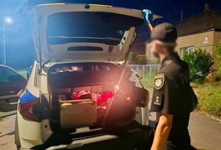 На Закарпатті 39-річна жінка закопала доньку на подвір'ї, щоб приховати її смерть