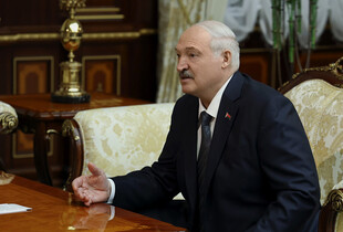 Лукашенко опирається посиленню ролі Білорусі у війні проти України – Bloomberg