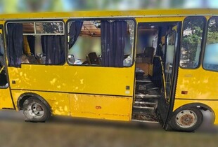 Війська рф атакували маршрутку в Херсоні: загинуло двоє людей