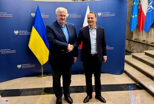 Очільники МЗС України і Польщі провели зустріч у Варшаві