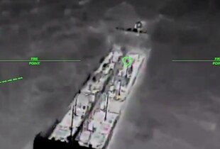 СБС спільно з ВМС уразили два танкери рф з паливом в Азовському морі і комплекси С-400 (відео)