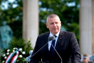 Ми зачиняємо двері для росіян – новий міністр оборони Угорщини
