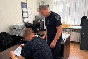 Поліцейський зламав руку чоловікові під час доставлення до ТЦК: йому оголосили підозру