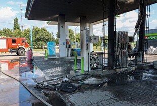 Армія рф атакувала дронами АЗС у Харкові і цивільну автівку в області: семеро поранених