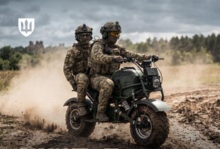 Повний привід, два двигуни і власний генератор: МО кодифікувало електромотоцикл МУЛ.Е