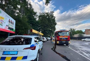 В Ужгороді поліція під час спецоперації затримала озброєного чоловіка, який влаштував стрілянину