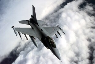 F-16 збив дрон над Румунією: безпілотник встиг залетіти вглиб країни