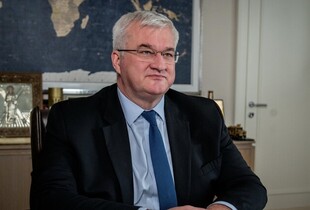 Українці за кордоном зможуть отримати податковий код онлайн – МЗС