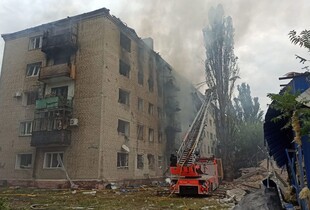 Слов'янську проживають близько 32 000 людей, а загалом у громаді - майже 38 000 осіб - МВА
