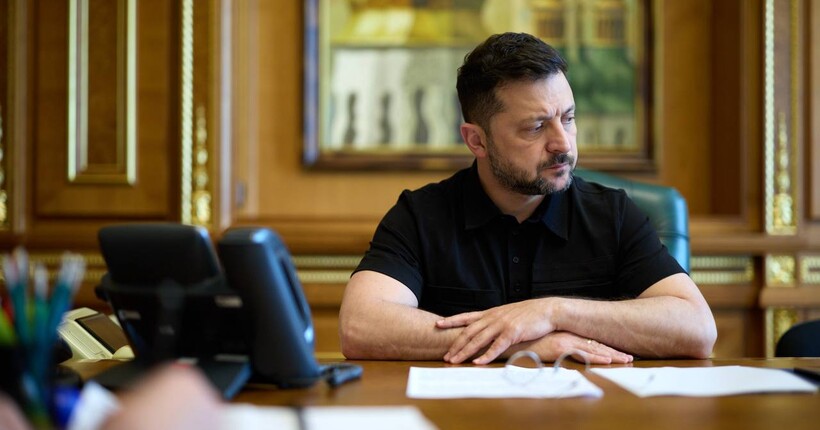 Антибалістичні ракети мають захищати людей, а не лежати на складах - Зеленський