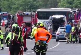 В Італії сталася велика ДТП за участю автобуса, легковиків та фургону: шість загиблих