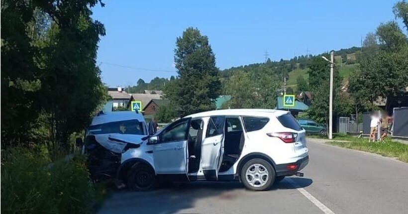 На Закарпатті у ДТП постраждали семеро людей, серед яких двоє дітей