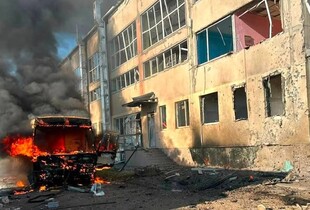 Ворог атакував Миколаїв: пошкоджено школу і шкільні автобуси