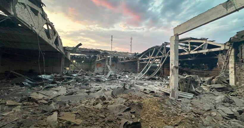 У Києві через ракетний удар загинула 60-річна жінка, ще 16 людей дістали поранення