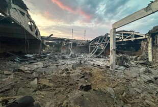 У Києві через ракетний удар загинула 60-річна жінка, ще 16 людей дістали поранення