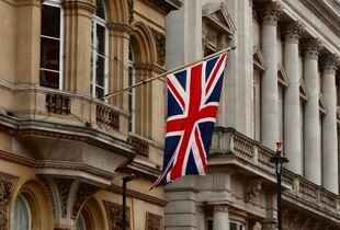 Велика Британія розширила санкції проти рф: під ударом “тіньовий флот”, банки та промисловість