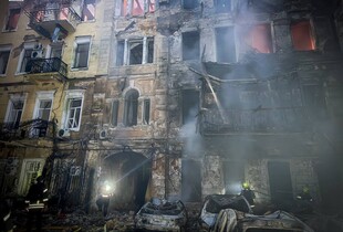 Ворог здійснив масовану повітряну атаку по Одесі і області: які наслідки