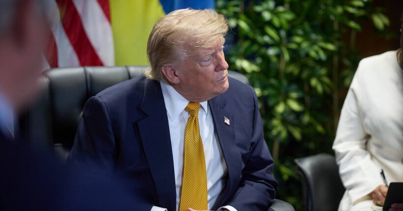 Трамп заявив про намір суттєво скоротити масштаб спільних військових навчань із Південною Кореєю: яка причина