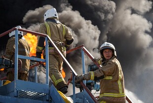 Ворог атакував Бровари на Київщині: загинув чоловік, пошкоджено промисловий об'єкт
