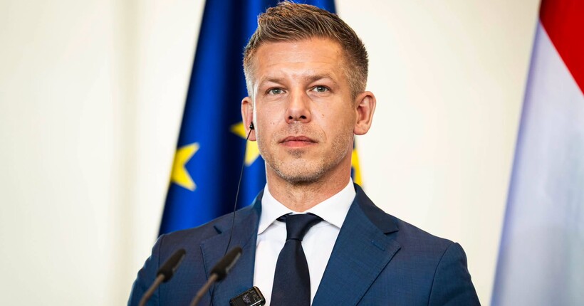 Зеленський привітав Мадяра з національним святом: Буду радий вітати Вас у Києві якомога швидше
