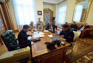 Зеленський провів двогодинну розмову з Макроном: про що домовились лідери
