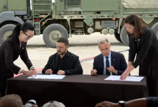 Україна і Канада підписали декларацію про 100-річне партнерство і Drone Deal