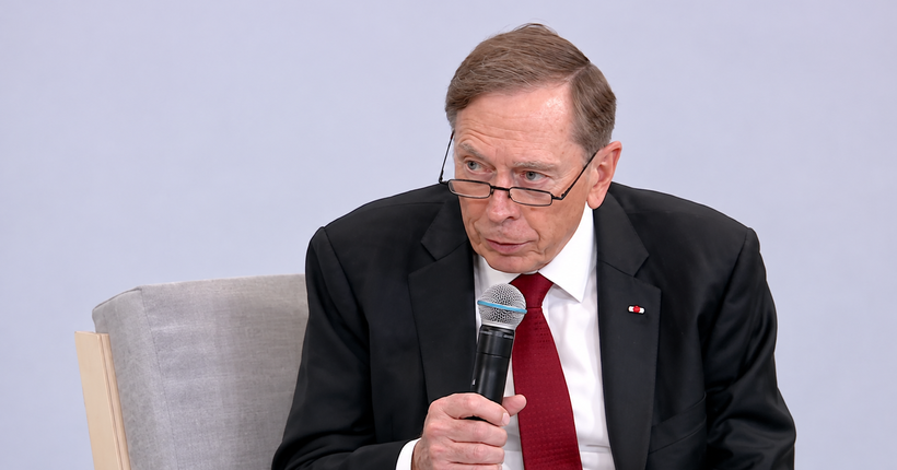 Не Литва: ексочільник ЦРУ назвав країну, яка може стати наступною ціллю Путіна