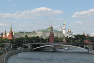 В Кремлі відреагували на заяву Сікорського: 