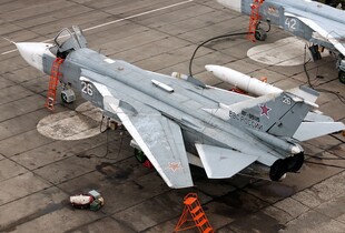 В ТОТ Криму на аеродромі Саки уражено російський Су-24 - Генштаб