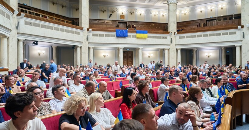 В Україні можуть запровадити штрафи за надмірний шум від транспорту: законопроєкт вже прийняли за основу
