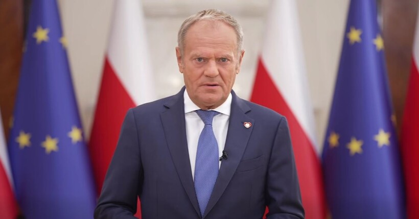 росія, імовірно, атакувала АЗС за 4 км від кордону з Польщею - Туск