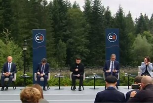 Зеленський про другу частину саміту C8: Будуть вагомі фінансові, інвестиційні домовленості