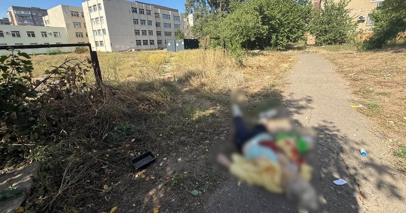 Ворог обстріляв Краматорськ артилерією: пошкоджено школу, загинула жінка