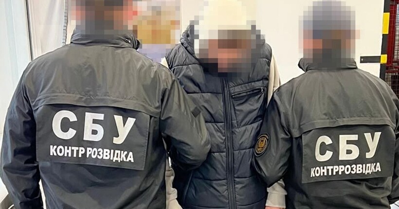 У Львові затримали двох чоловіків, які зареєстрували 14 Starlink для рф