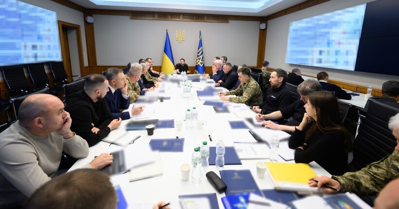 Зеленський провів Ставку: обговорили протидію реактивним БпЛА, плани рф на 2027 рік і захист дата-центрів