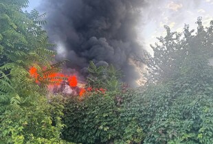 Росіяни атакували Одесу і область: загинула жінка, пошкоджено поштовий термінал