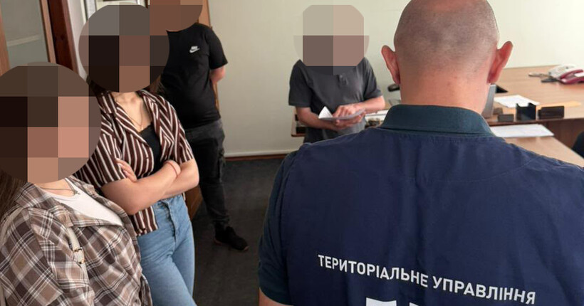 Знімали людей з розшуку за $3000: на Вінниччині судитимуть трьох посадовців ТЦК