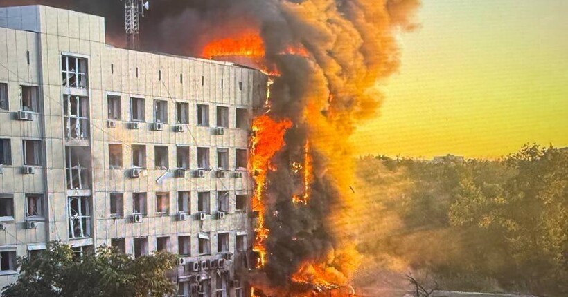 росія вдарила по адмінбудівлі ДТЕК на Дніпропетровщині