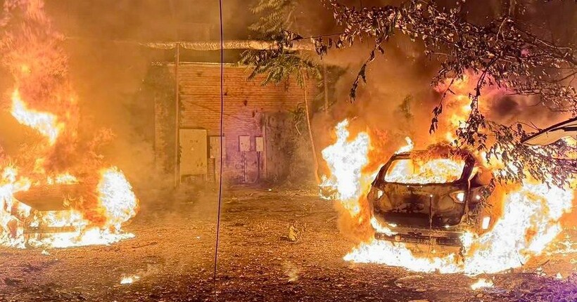 У Дніпрі після удару ворога спалахнула пожежа у багатоповерхівці - Ганжа